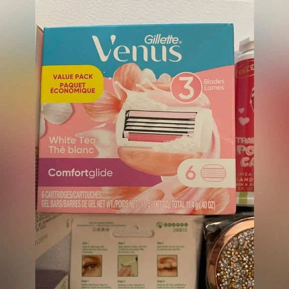 LOW START 🌟 Assorted 10 Piece Beauty & Personal Care Bundle - NEW - Picture 3 of 11